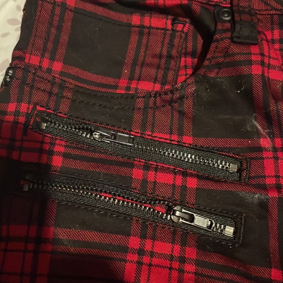 Red and black checkered jeans - Picture 4 of 5